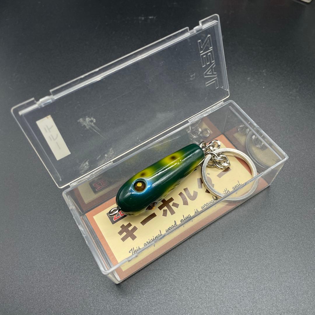 ズイール ZEAL キーホルダー 4個セット