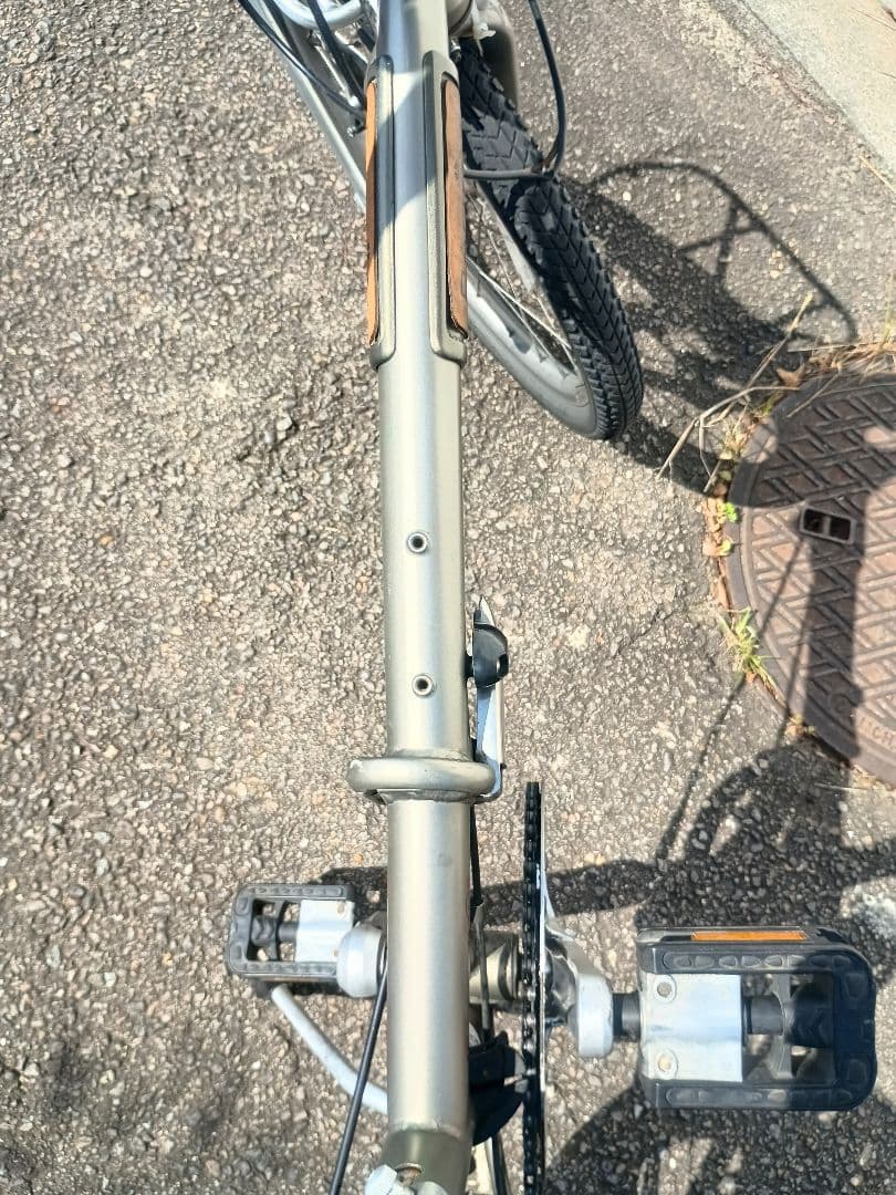 【ジャンク品】DAHON Boardwalk D8（国際モデル）　カスタム仕様