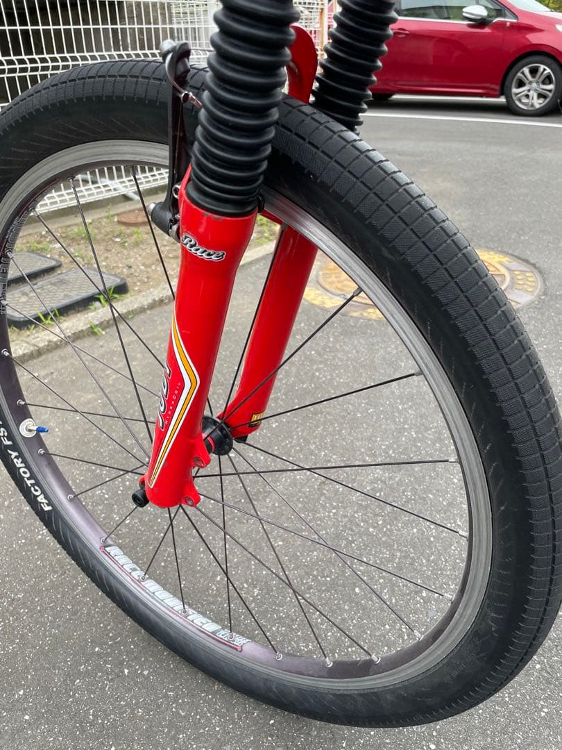 TREK8000 フレーム&ROCKSHOXフォーク