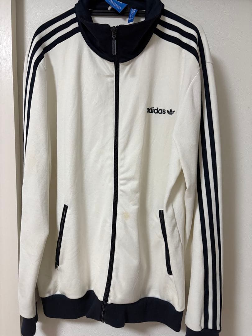 [美品]引っ越すので値下げadidas トラックジャケット Oサイズ