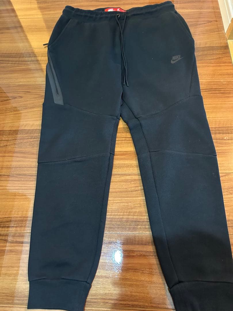 NIKE ナイキ　ブラック テックフリース上下セット
