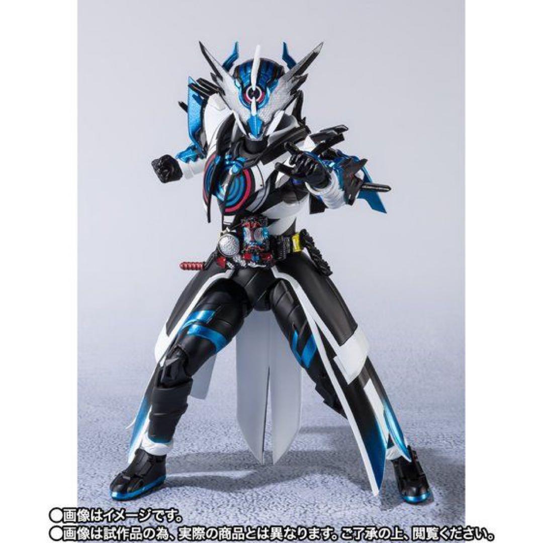 S.H.Figuarts 仮面ライダークローズエボル　仮面ライダービルド