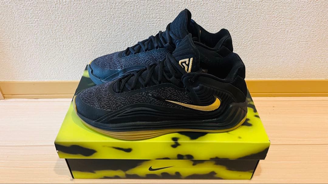 シューズ(男性用) NIKE GIANNIS FREAK7