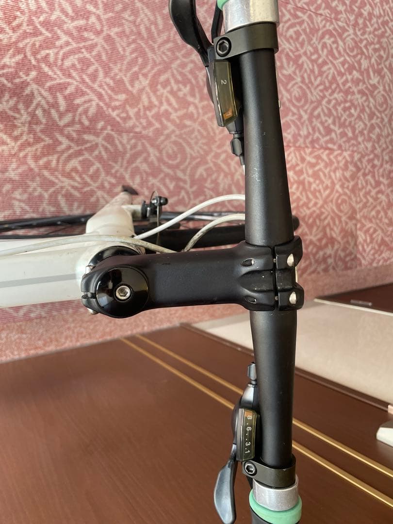 大阪より　bianchiビアンキRomaⅣ パールホワイトサイズ46