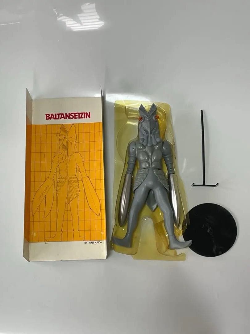 リアルホビーシリーズ、宇宙忍者バルタン星人 ST　バンダイ1/350バルタン星人