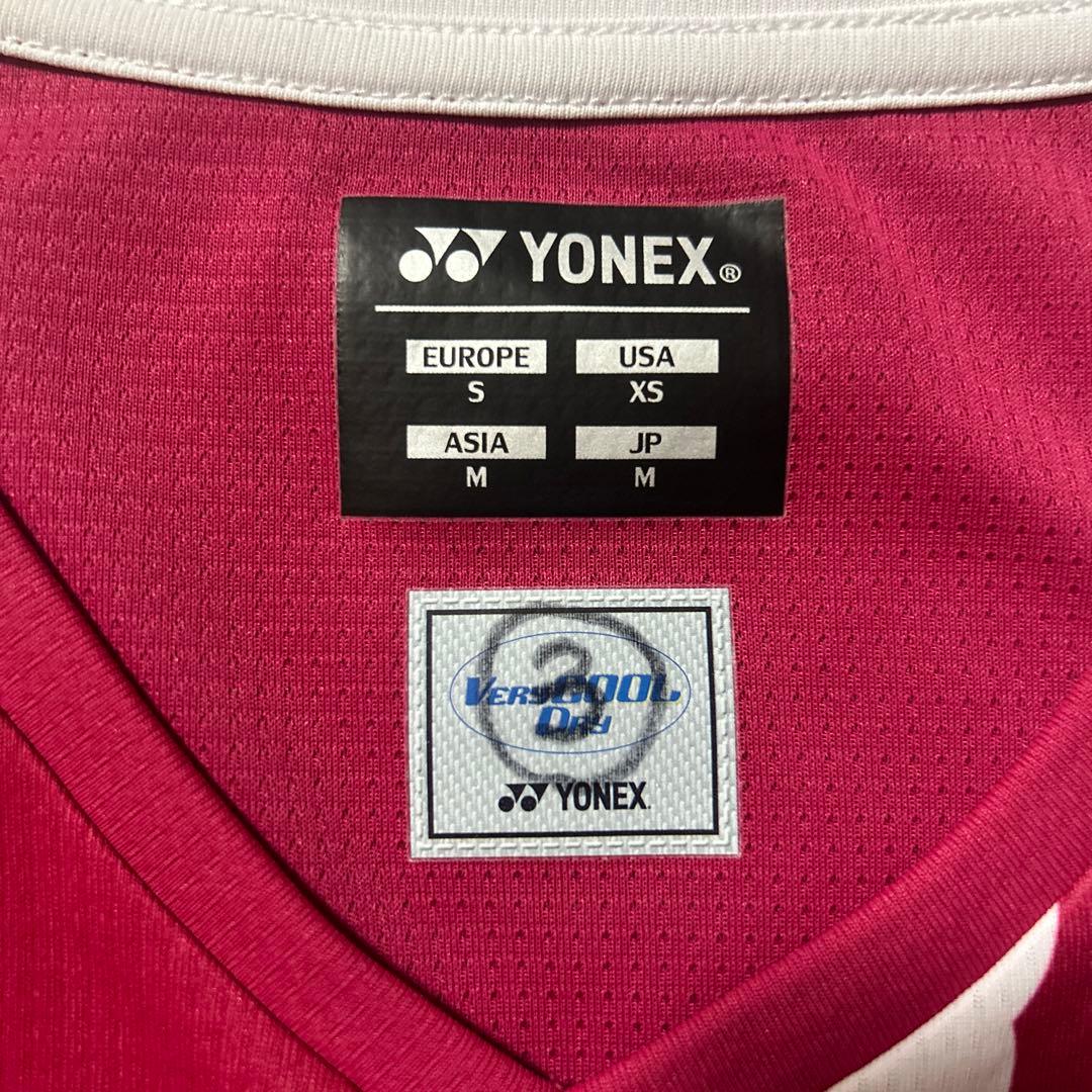 YONEX VERSA 90 バドミントンシャツ JP M