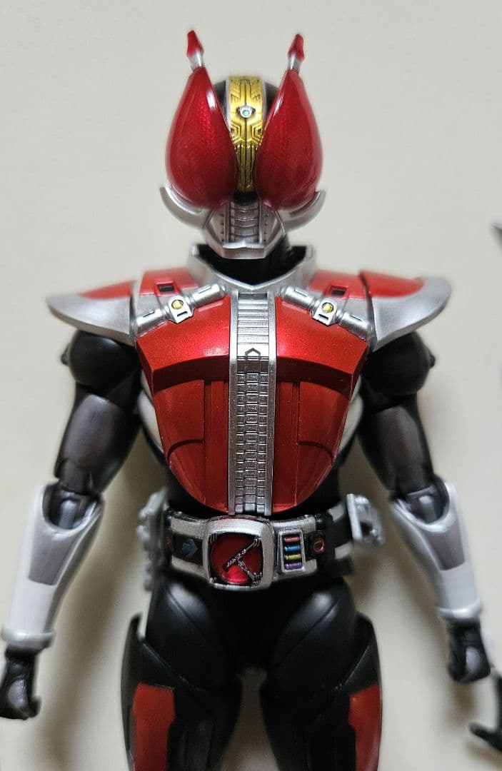 S.H.Figuarts(真骨彫製法) 仮面ライダー電王 ソードフォーム 箱無し
