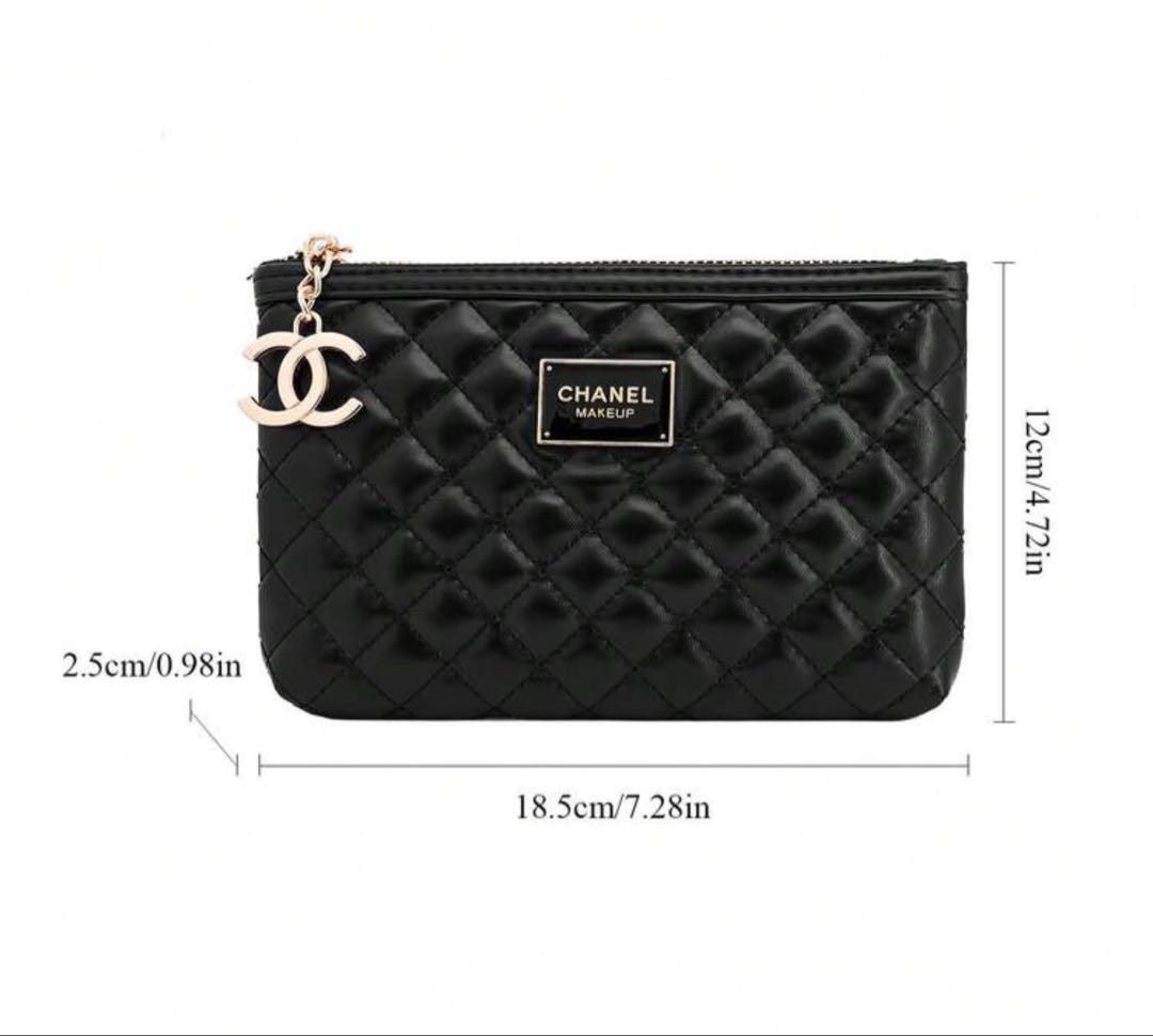 CHANEL ブラック 化粧ポーチ