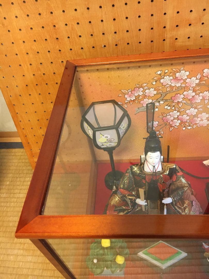 雛人形セット 桜背景 ガラスケース付き