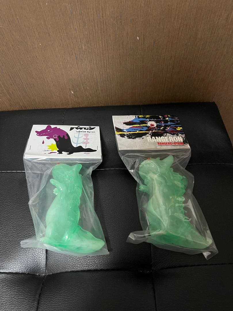 ナカザワショーコ　T9G 山椒魚怪獣　バイロン　ランジロン　翡翠　ソフビ