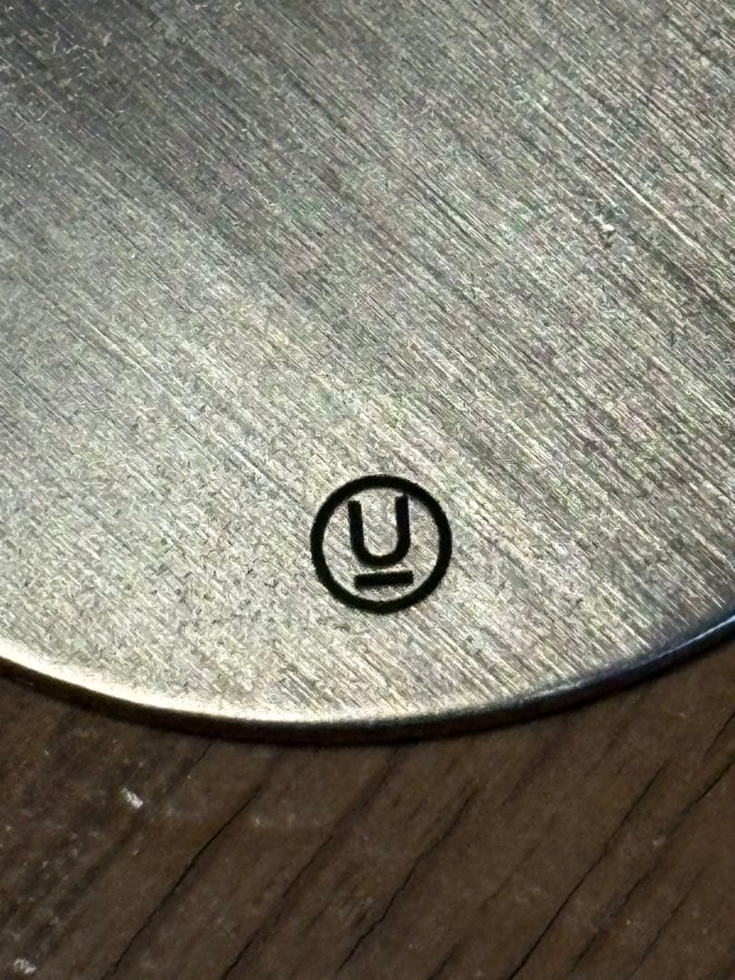【極希少・新品未使用】UNDERCOVER スマイル ピンバッジ 2種セット