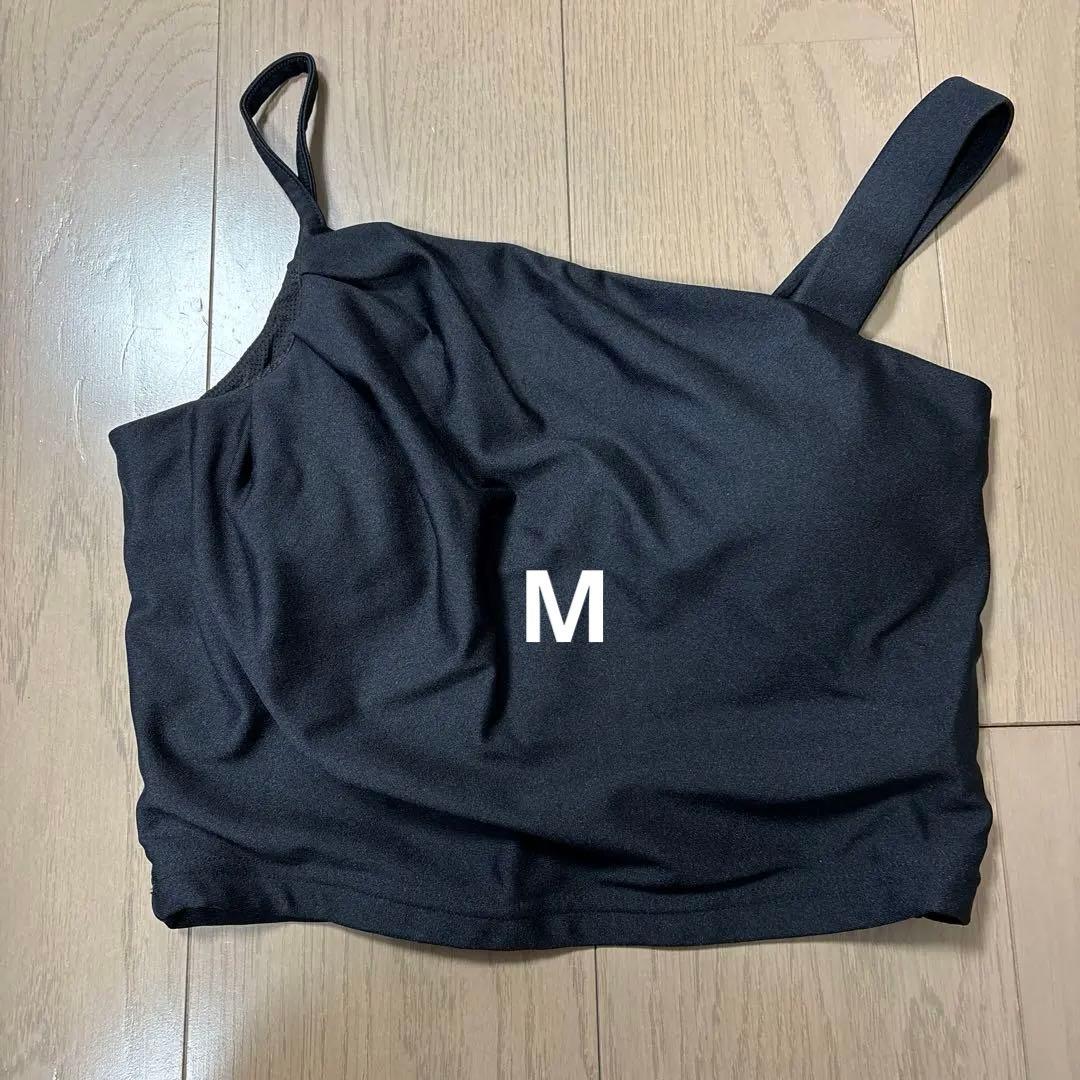 シャインストレッチアシンメトリーブラトップ Mサイズ