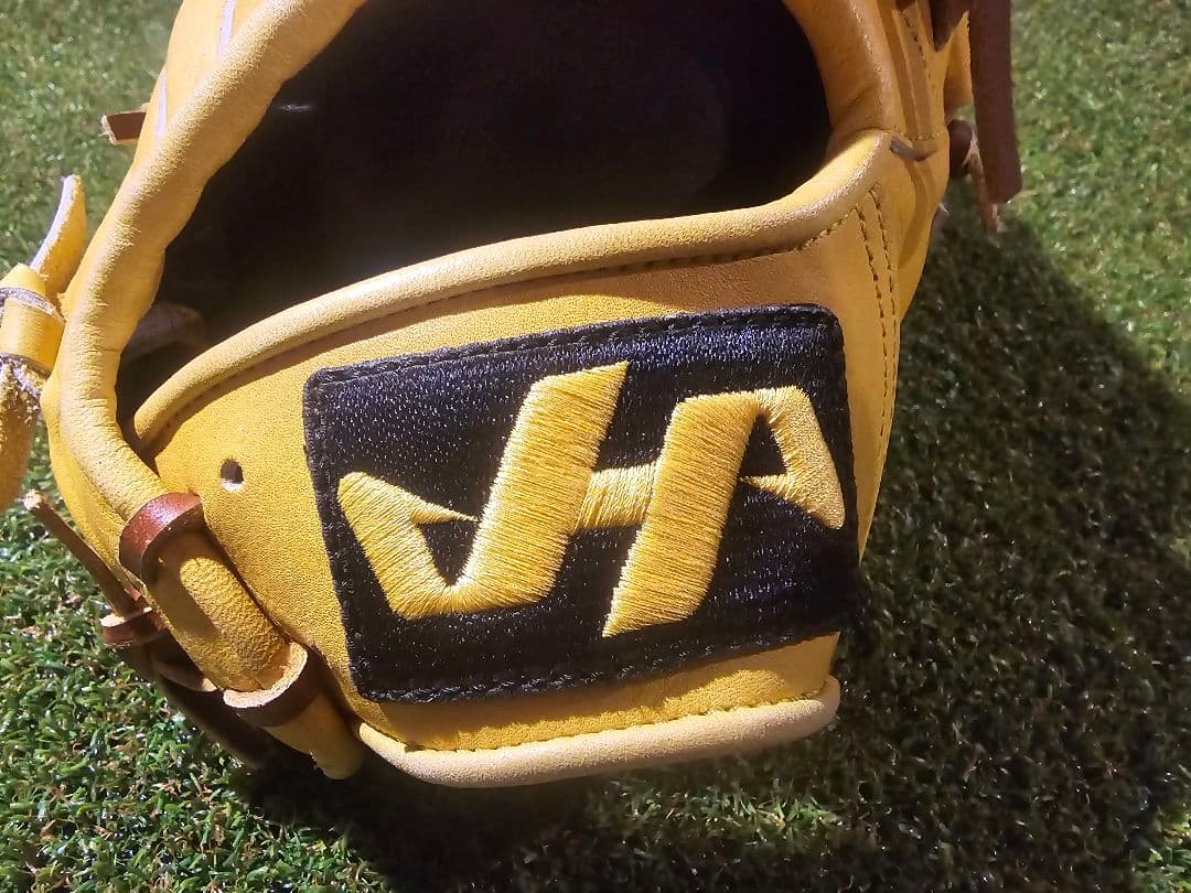 ハタケヤマ　TH-197X　軟式　外野手　右投げ　グラブ