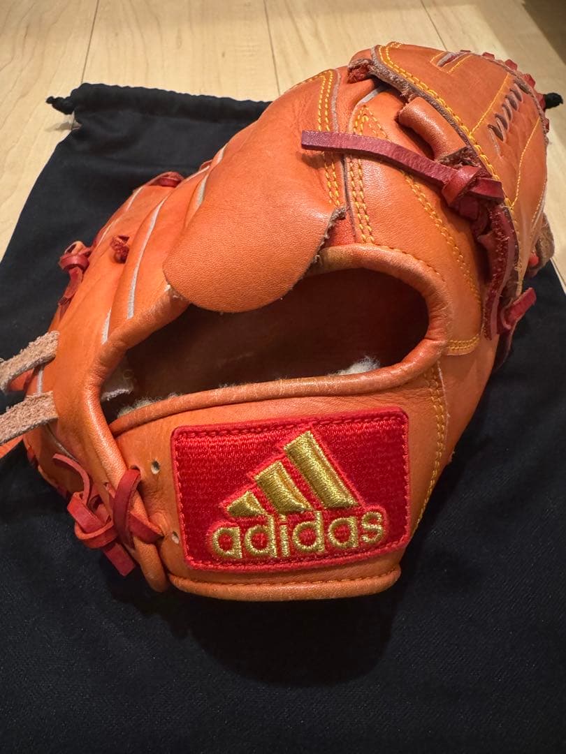 adidas 硬式　投手用グローブ