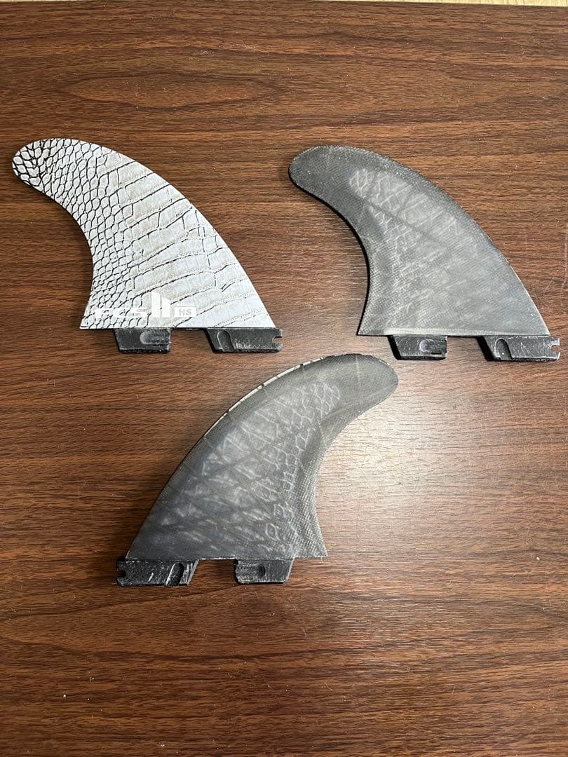 FCS HS トラスター フィン M Heyden Shapes