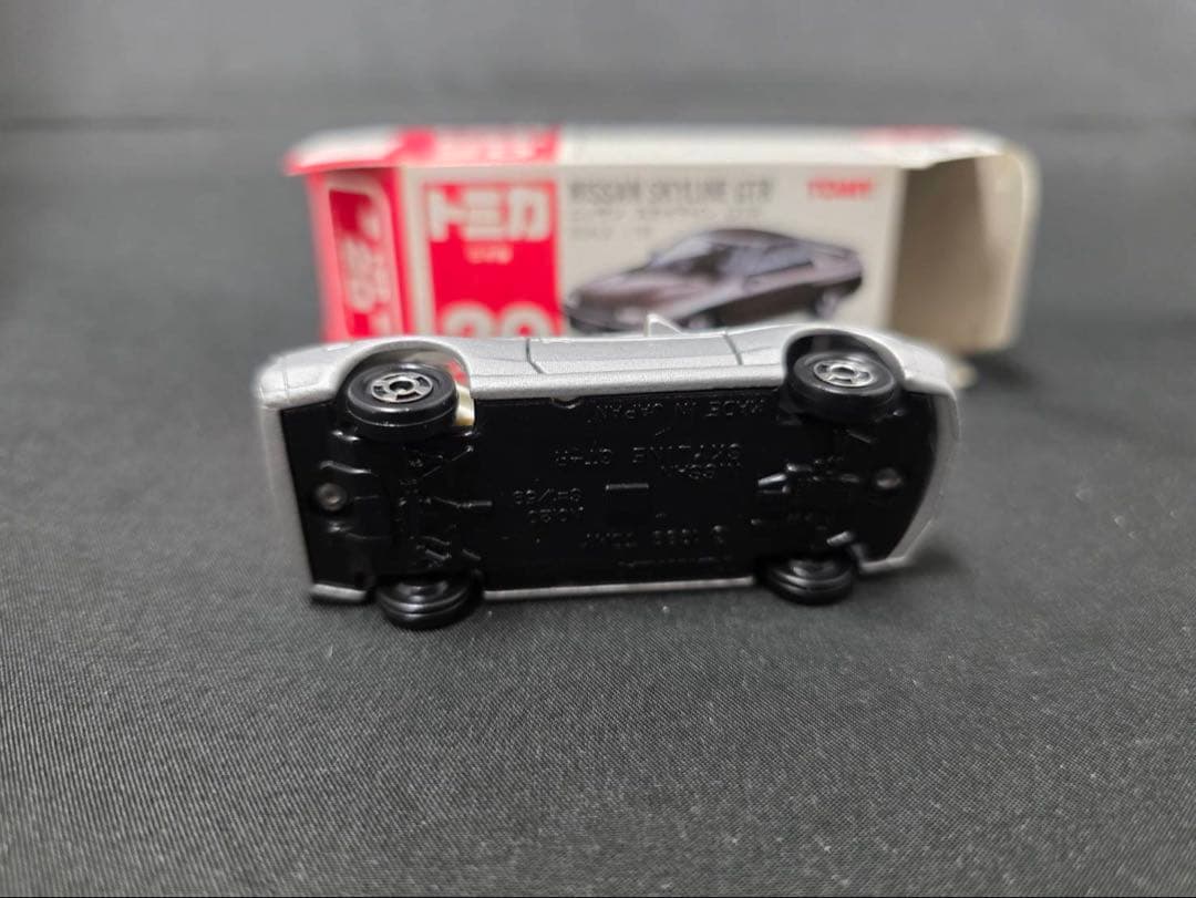トミカ赤箱20ニッサンスカイラインGTR(日本製) イケダ特注
