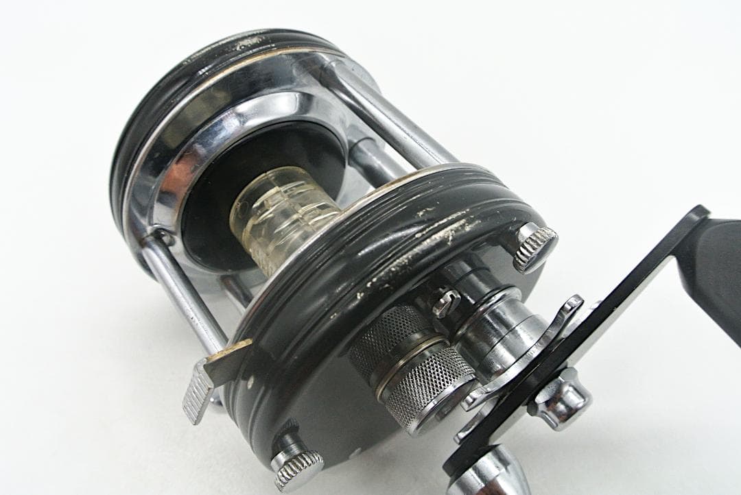 ABU Ambassadeur 5000C アブアンバサダー