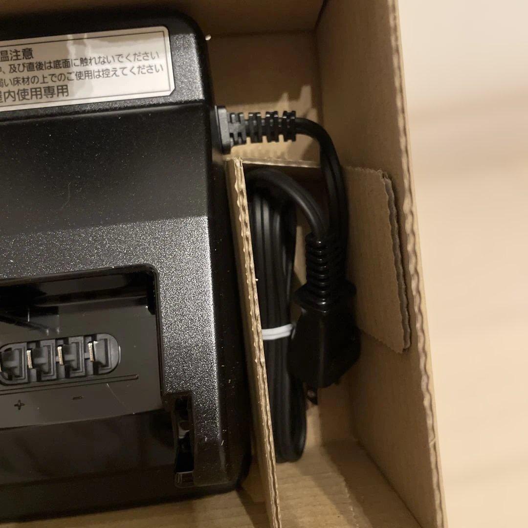 Panasonic NKJ075Z バッテリー充電器