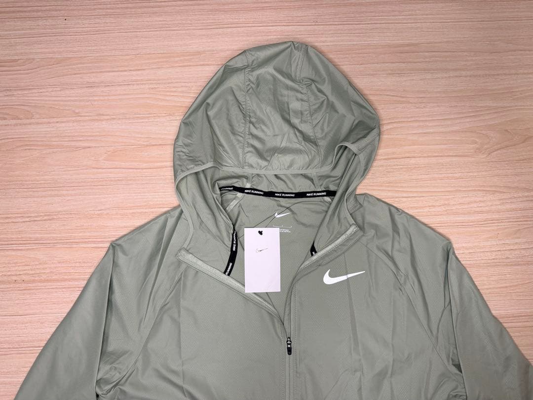 [新品] NIKE ナイキ　ランニングジャケット　パーカー　Lサイズ　グリーン
