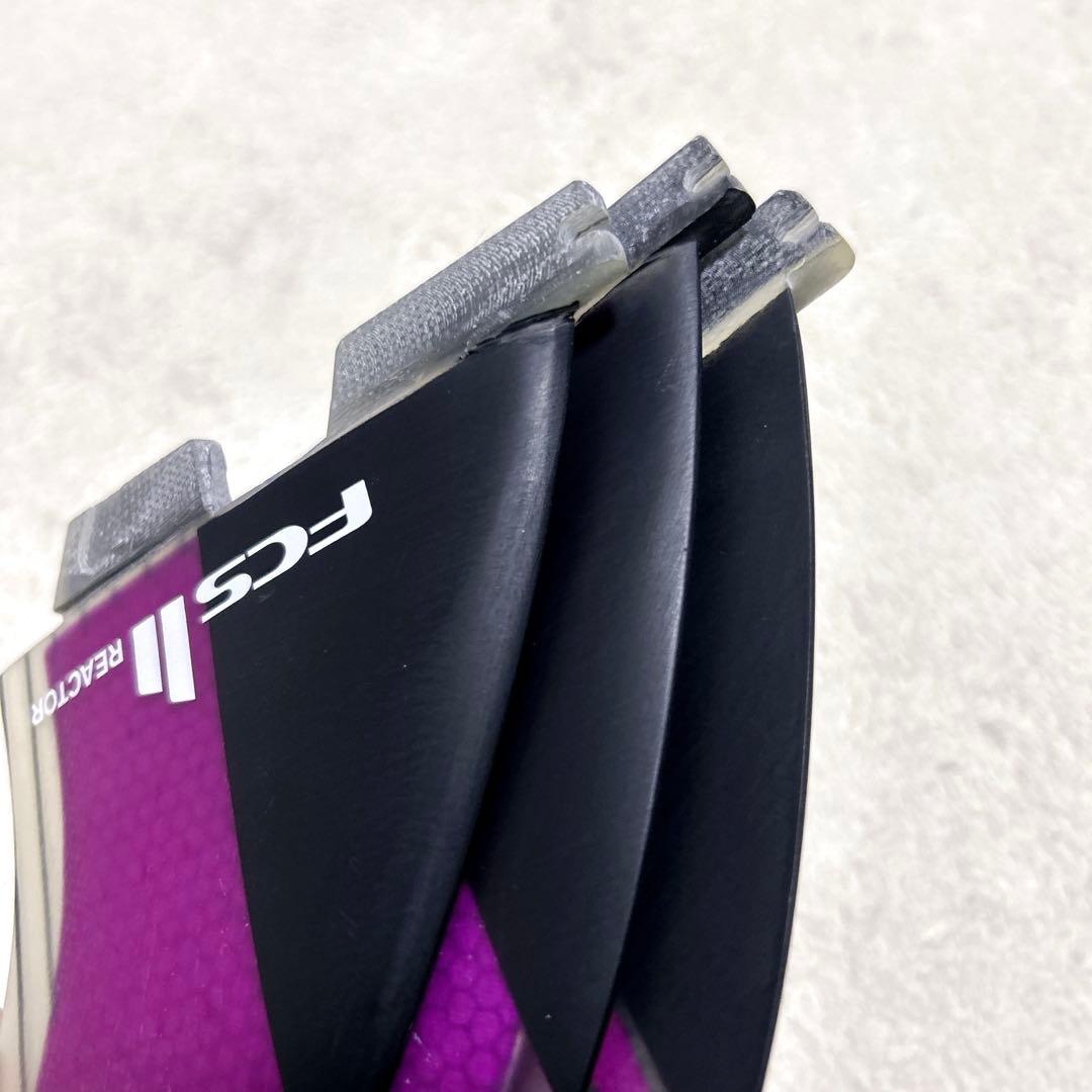 美品 FCS2 REACTOR M size captionfin ケース付