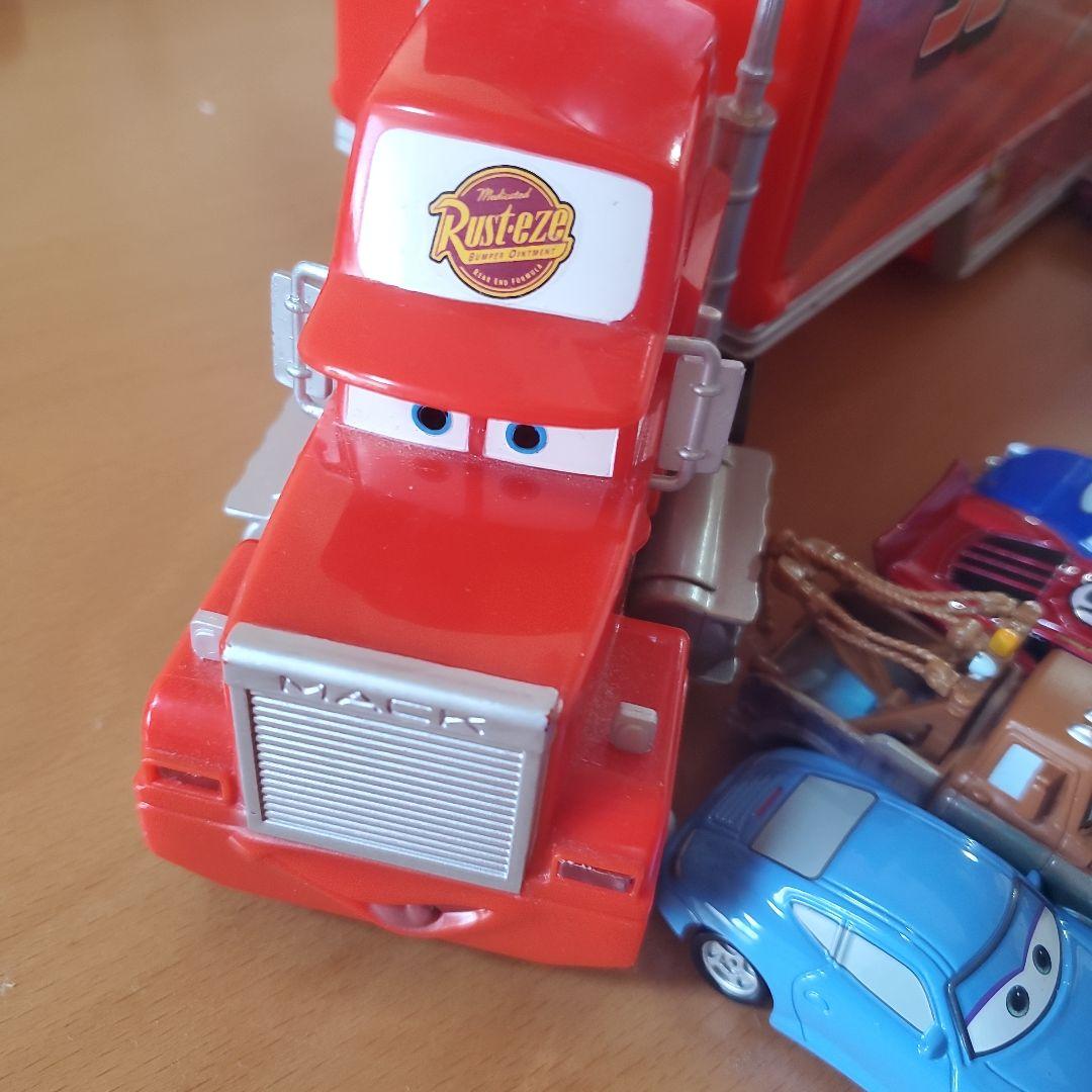 ディズニーストア カーズ マックトレーラーセット トミカ 希少 レア