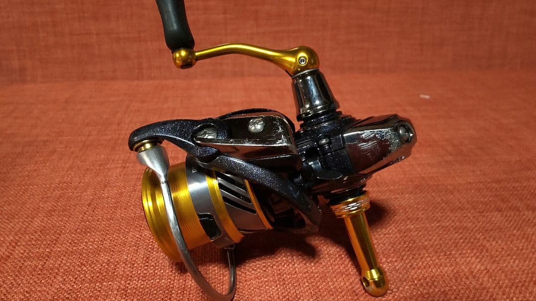 リール Daiwa REVROS 2000S& FREAMS 2000s