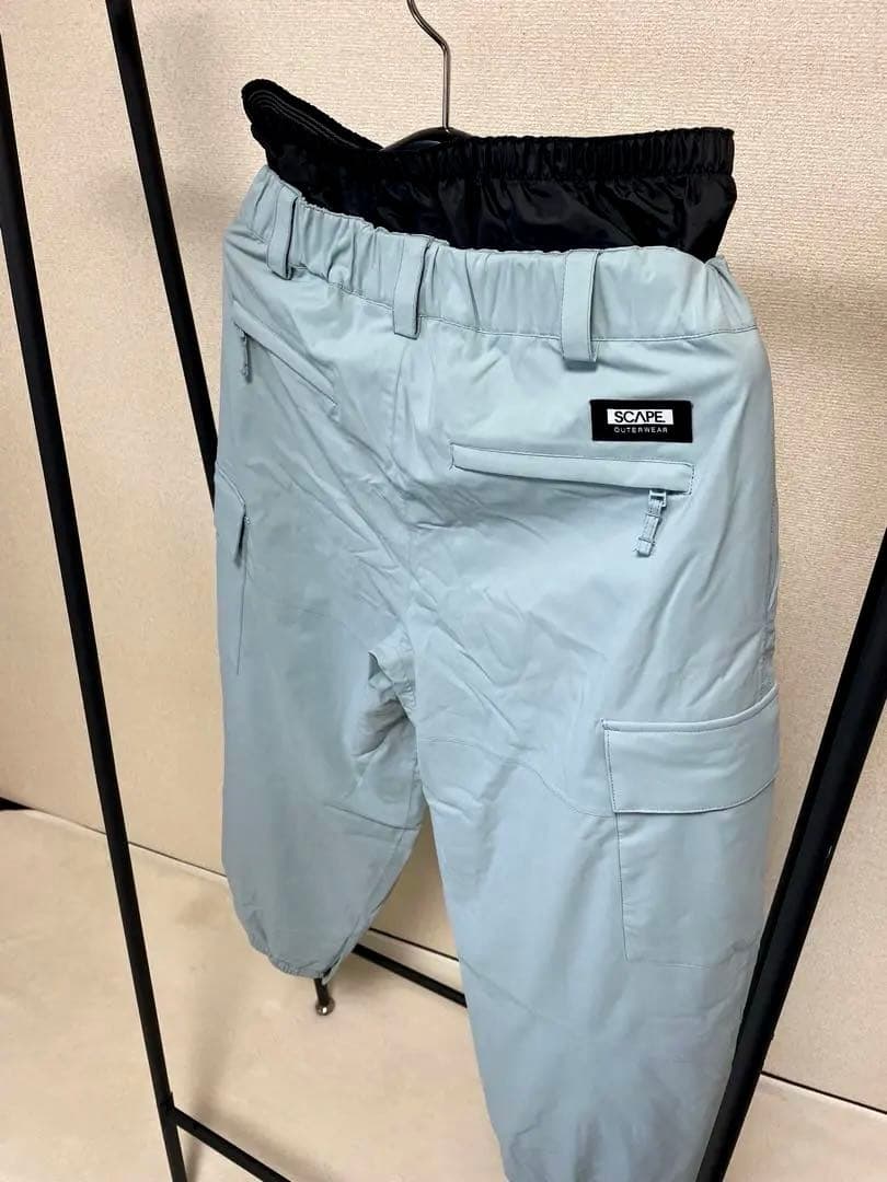 超美品 SCAPE エスケープ スノーボード ウェア 上下セット