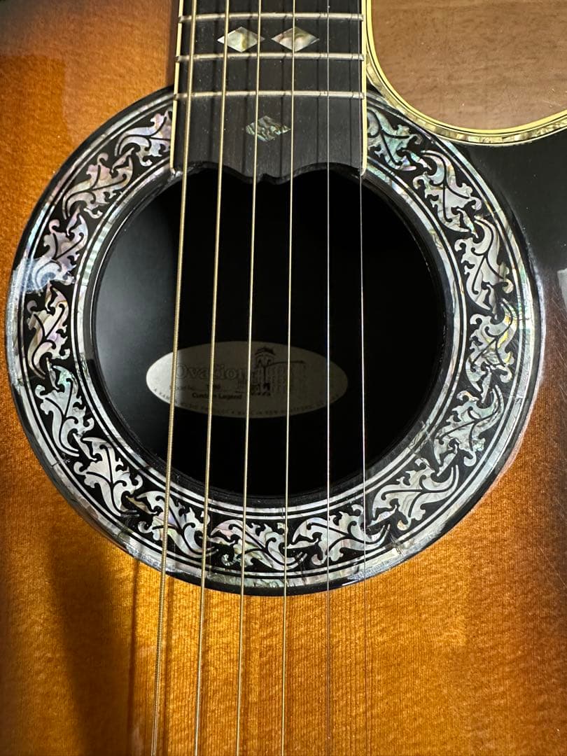 大人気❗️Ovation(オベーション)1769Custom Legend