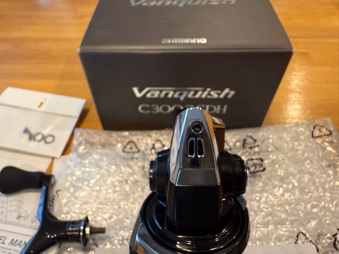 シマノ 極美品の23ヴァンキッシュC3000SDH