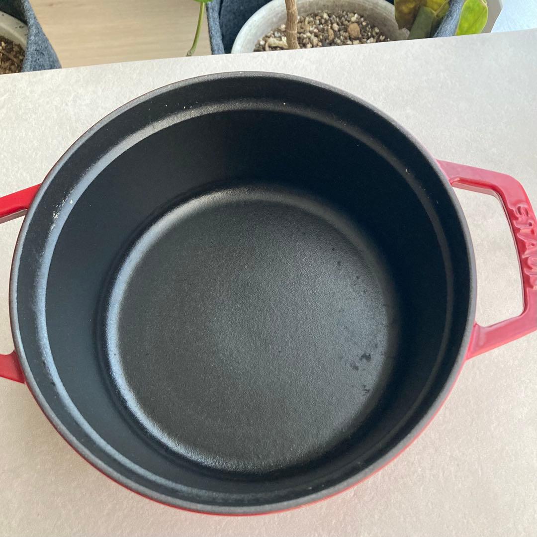 STAUB 鋳鉄製 両手鍋 20cm レッド