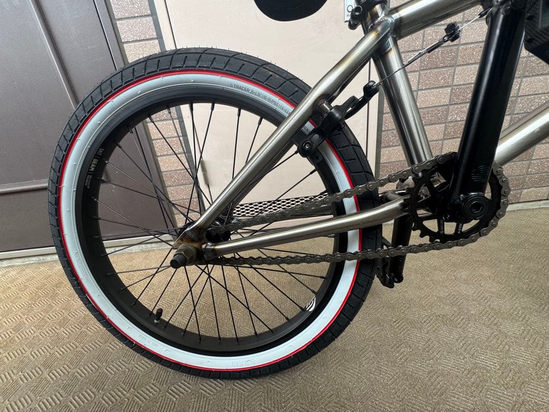 WE THE PEOPLE \"NOVA\" RAW 20インチ BMX 完成車