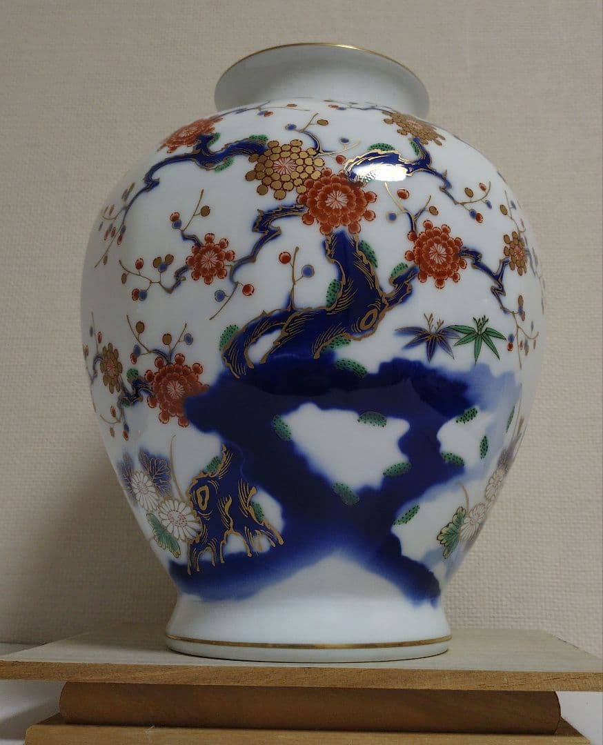 有田焼　花瓶　宮内庁御用達　深川製磁　木箱