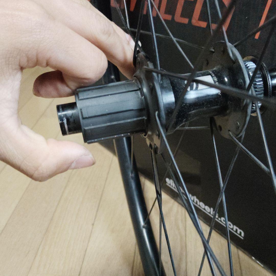 ボントレガー AFFINITY tlr 完組ホイール