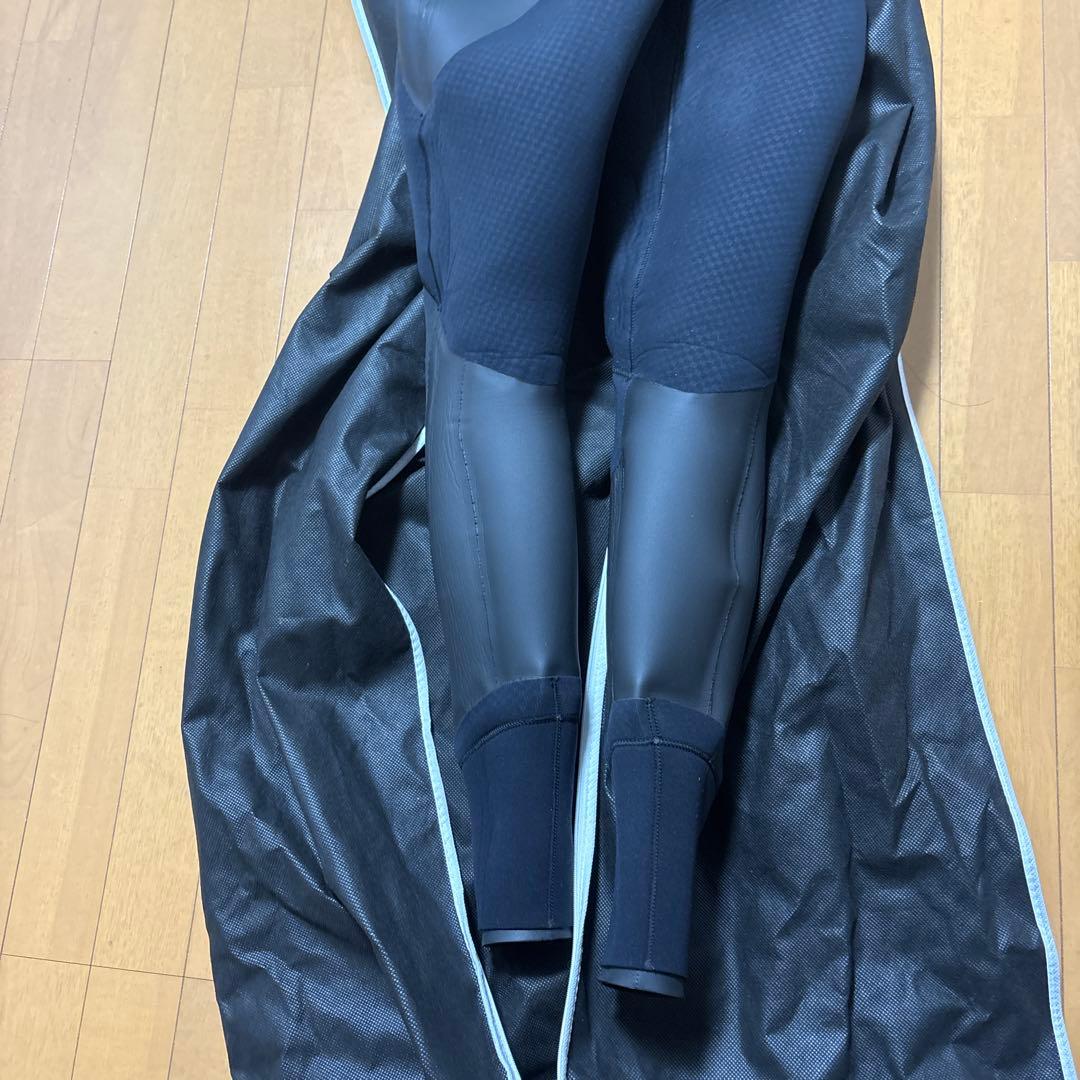 本日限定値下げ最終20時まで　セミドライサーフィンウェットスーツ　RINCON