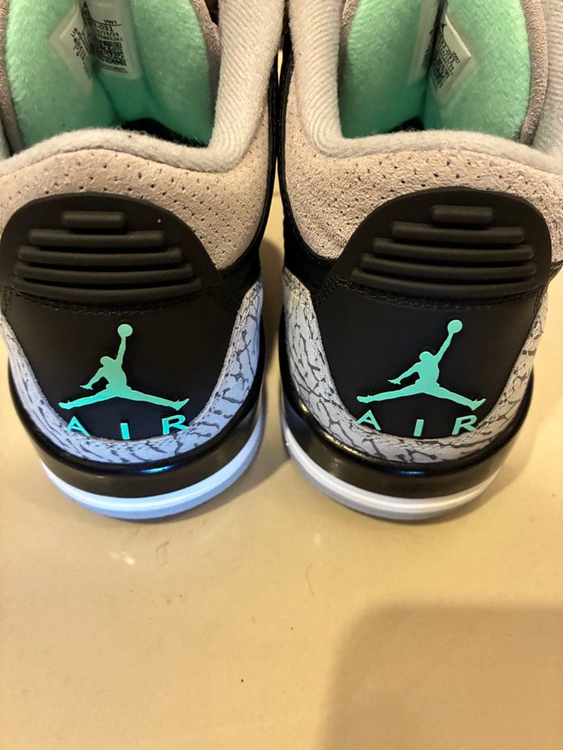 Air Jordan 3 ブラック/グレー/ミント
