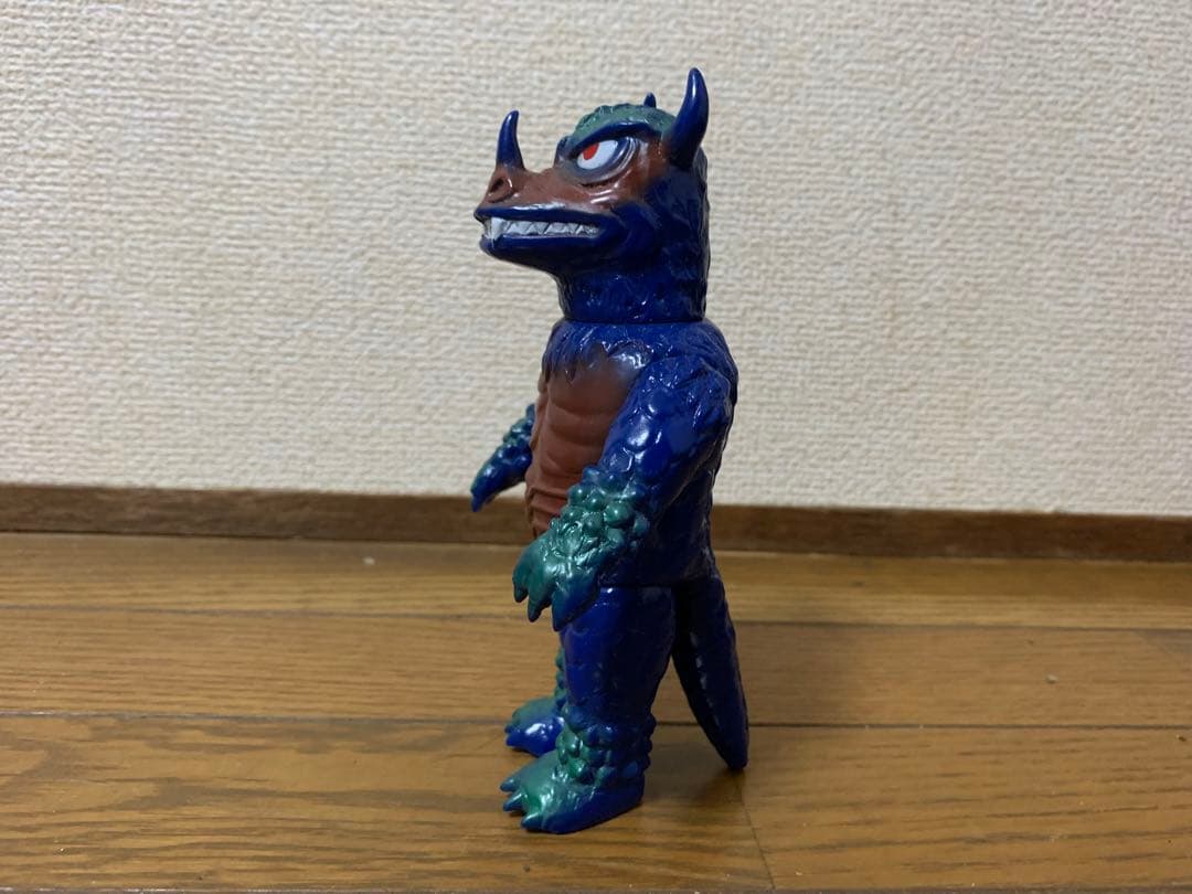 マーミットビニパラベビー　ウルゴン　シャモラー
