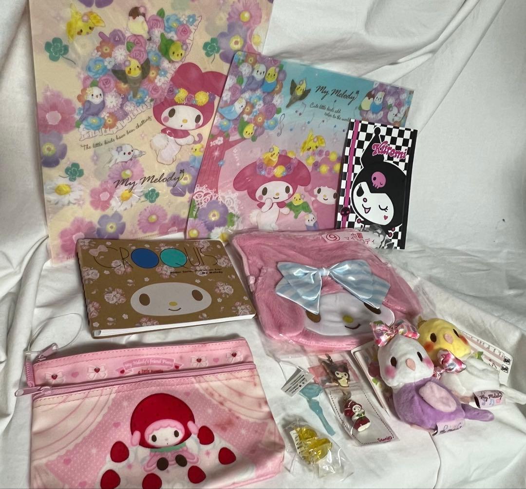 匿名配送/希少 マイメロディ＋クロミ&フレンズグッズ12点セット　チャーム当時物