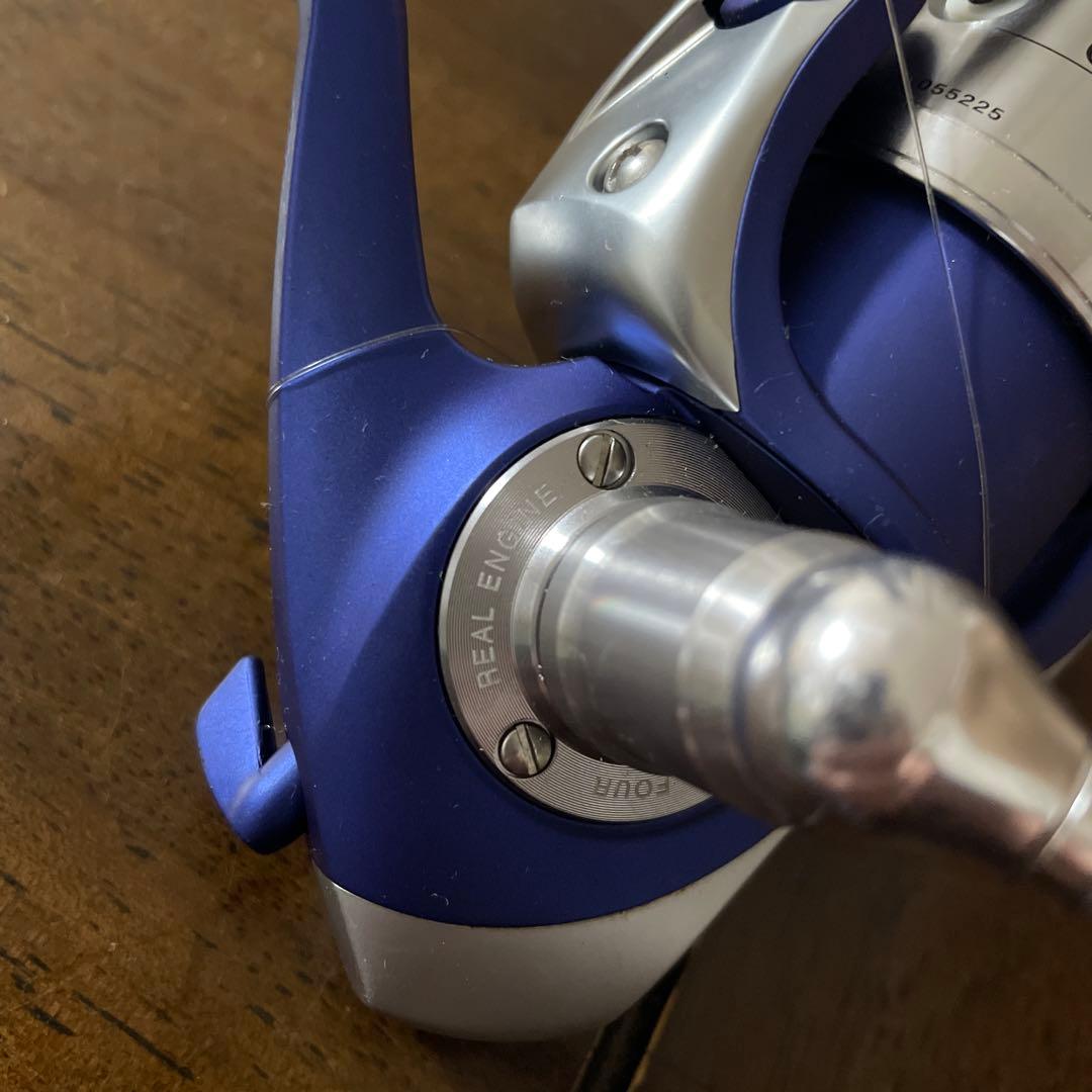 CERTATE 2500H スピニングリール 青