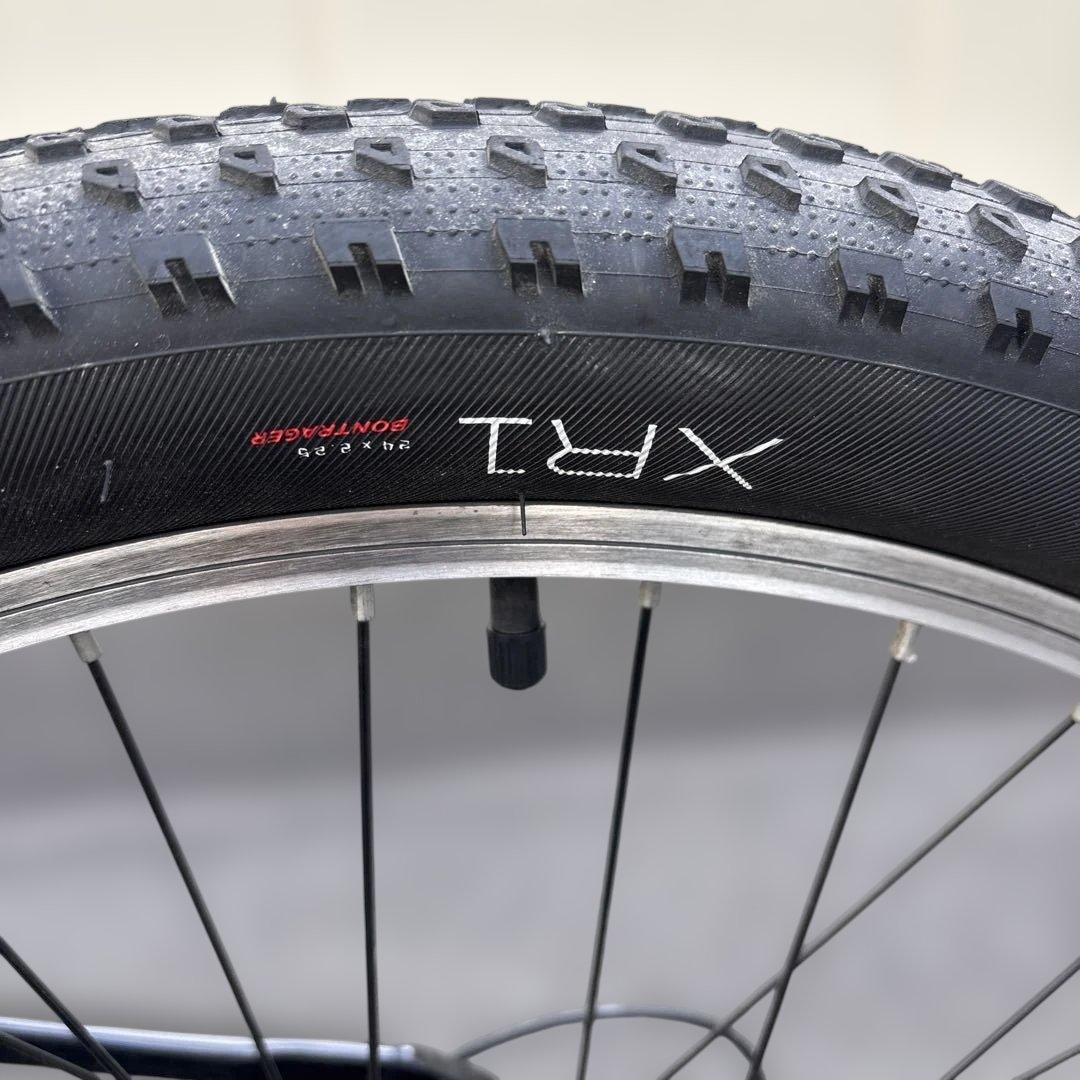 TREK24 キッズバイク ブラック/アクア ロードバイク　クロス　自転車