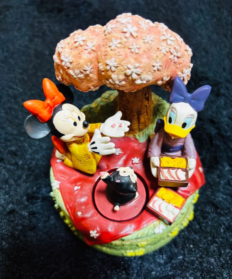 Disney ミッキー ドナルド デイジー チップとデール バンビ 他フィギュア