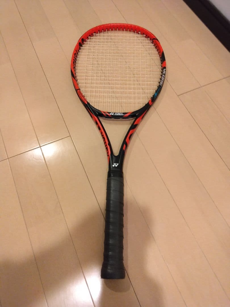 新品同様！YONEX VCORE Tour F97 硬式用テニスラケット