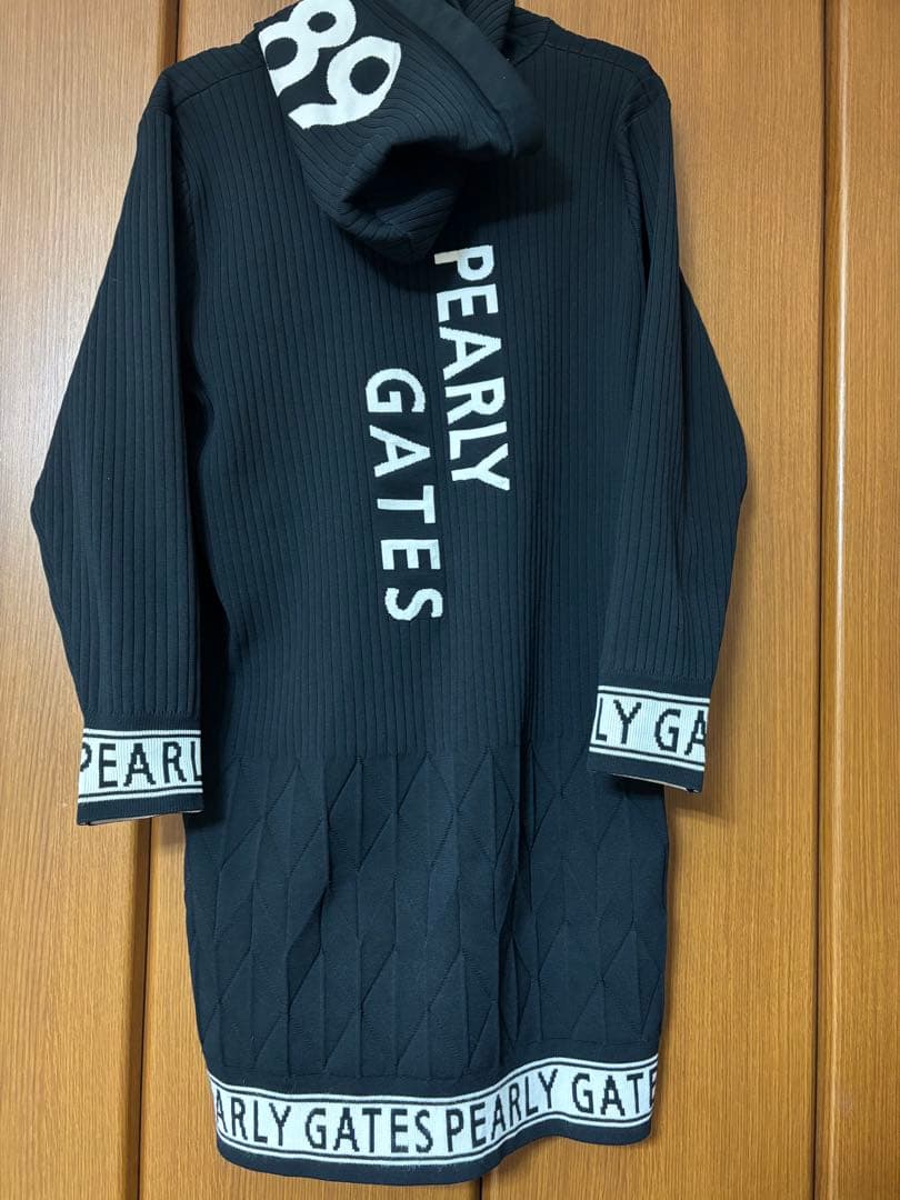 PEARLY GATES フード付きワンピース ブラック
