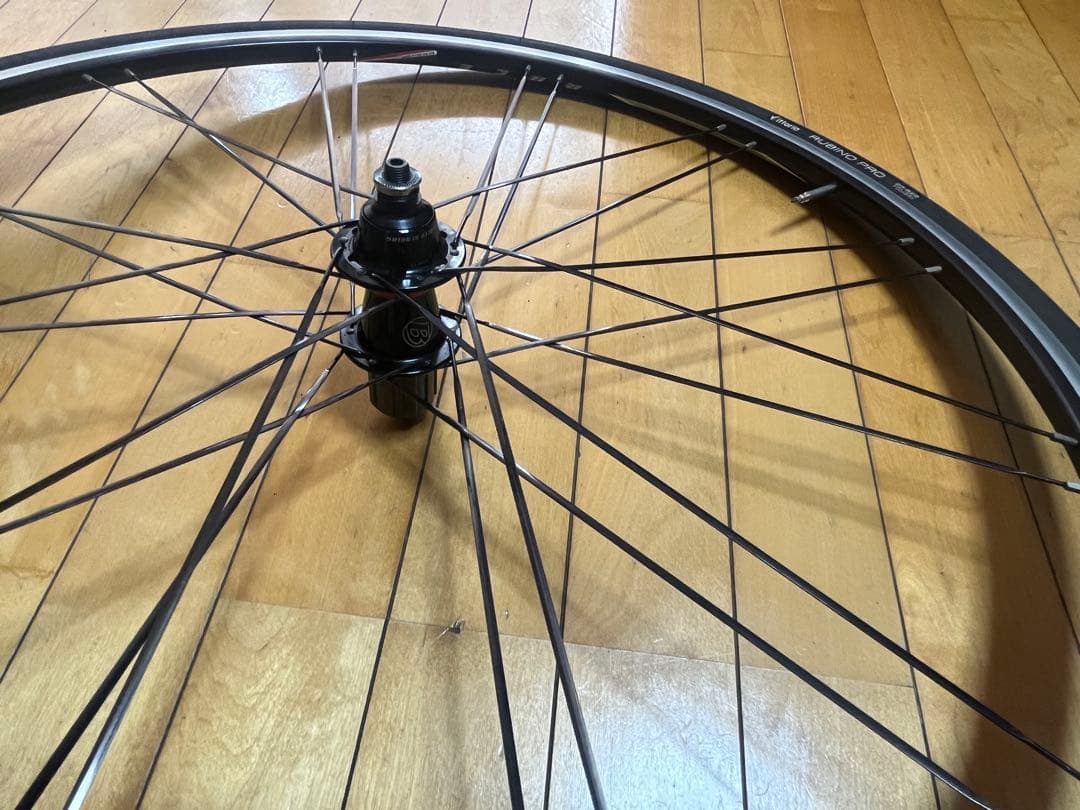 ★中古品！ ボントレガーRACE + vittoria rubino pro