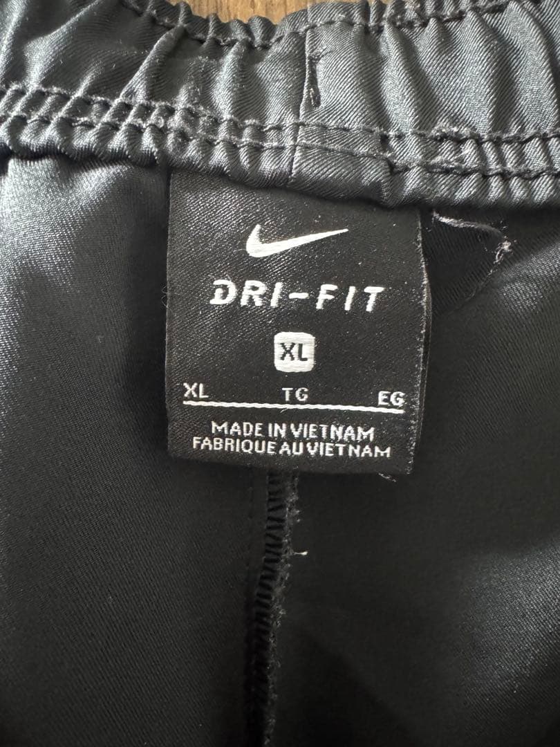 【1度しか着ていません】Nike DRI-FIT ジャージ　セットアップ　黒
