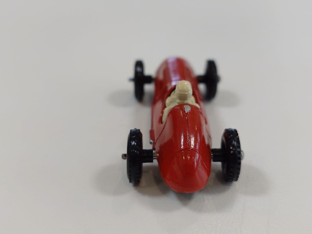 ミニカー MATCHBOX No.52 MASERATI 4CL T