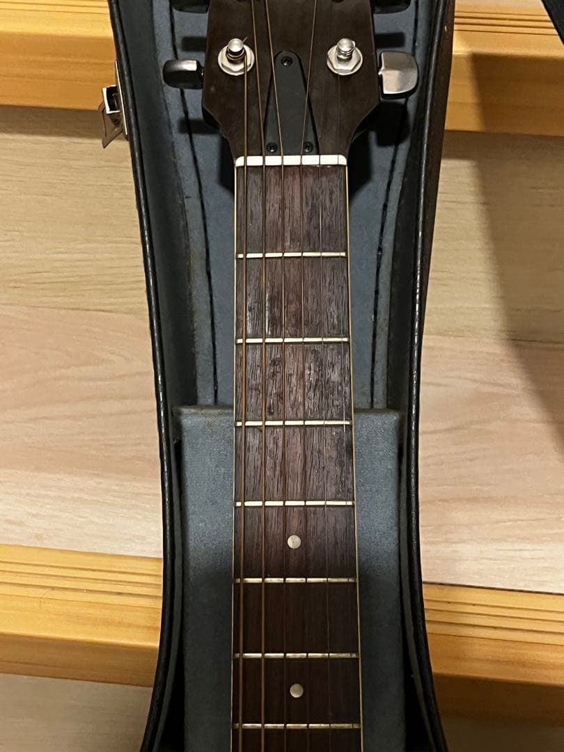 6時間セールYAMAHA FG-300J 黒ラベル　ビンテージ　ケース付き
