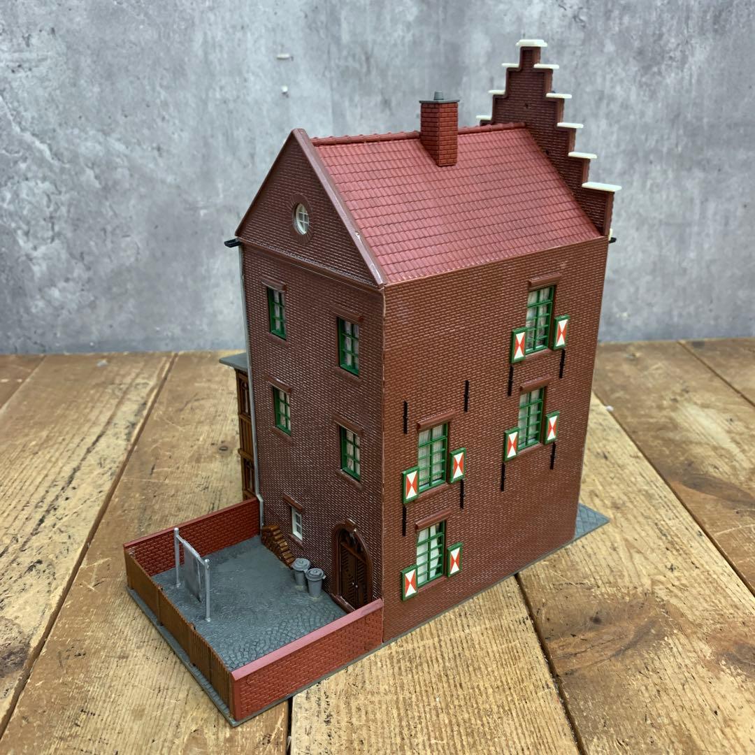 3F POLA HOゲージ 1/87 「Simons Pilsbar」 欧州建築
