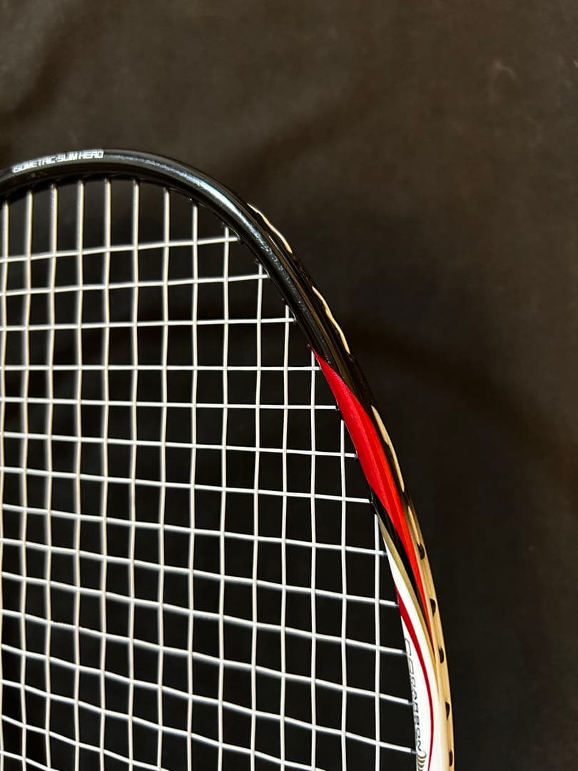 【極美品】YONEX ARC SABER アイスラッシュ　バドミントンラケット