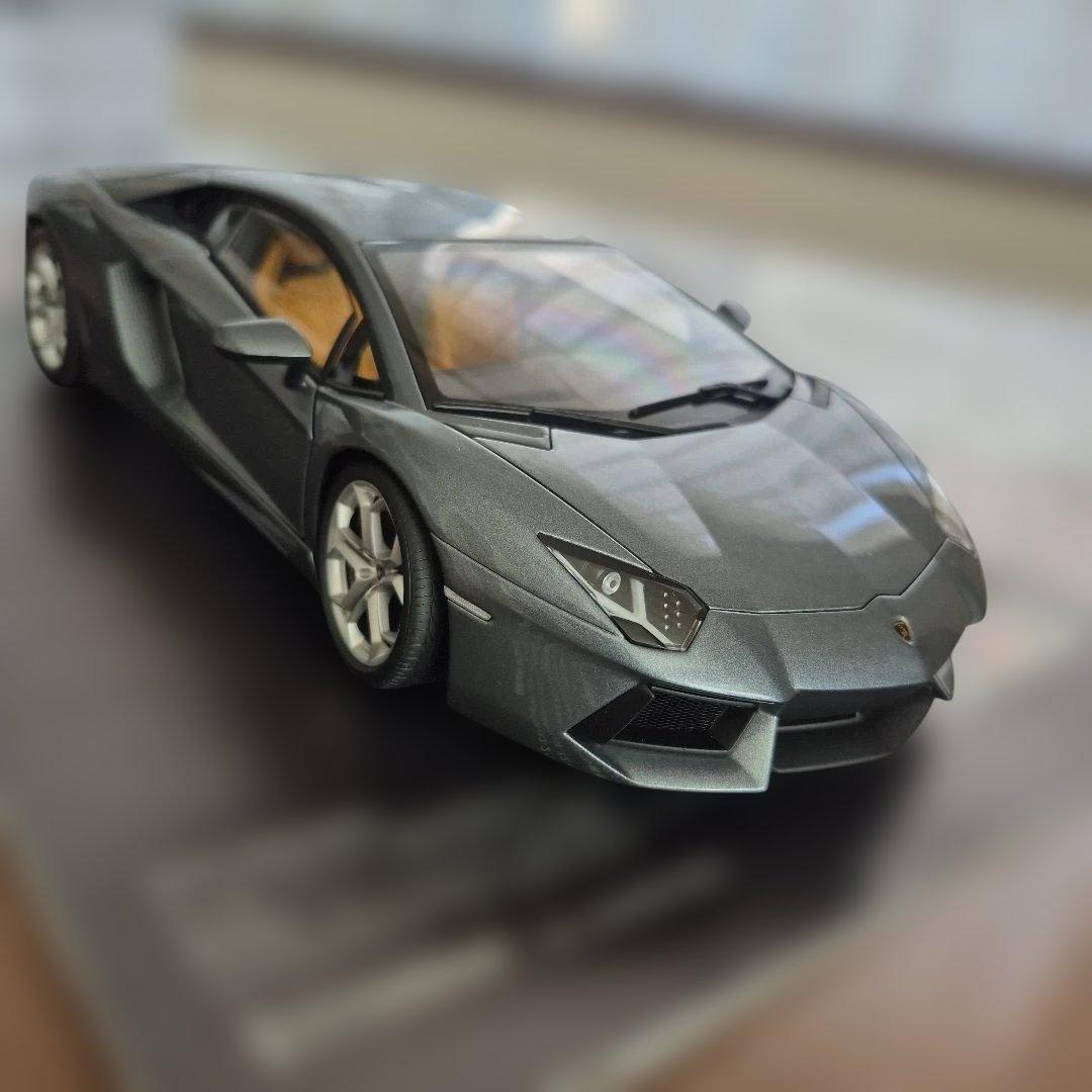 ミニカー AUTOart 1/18 Lamborghini Aventador
