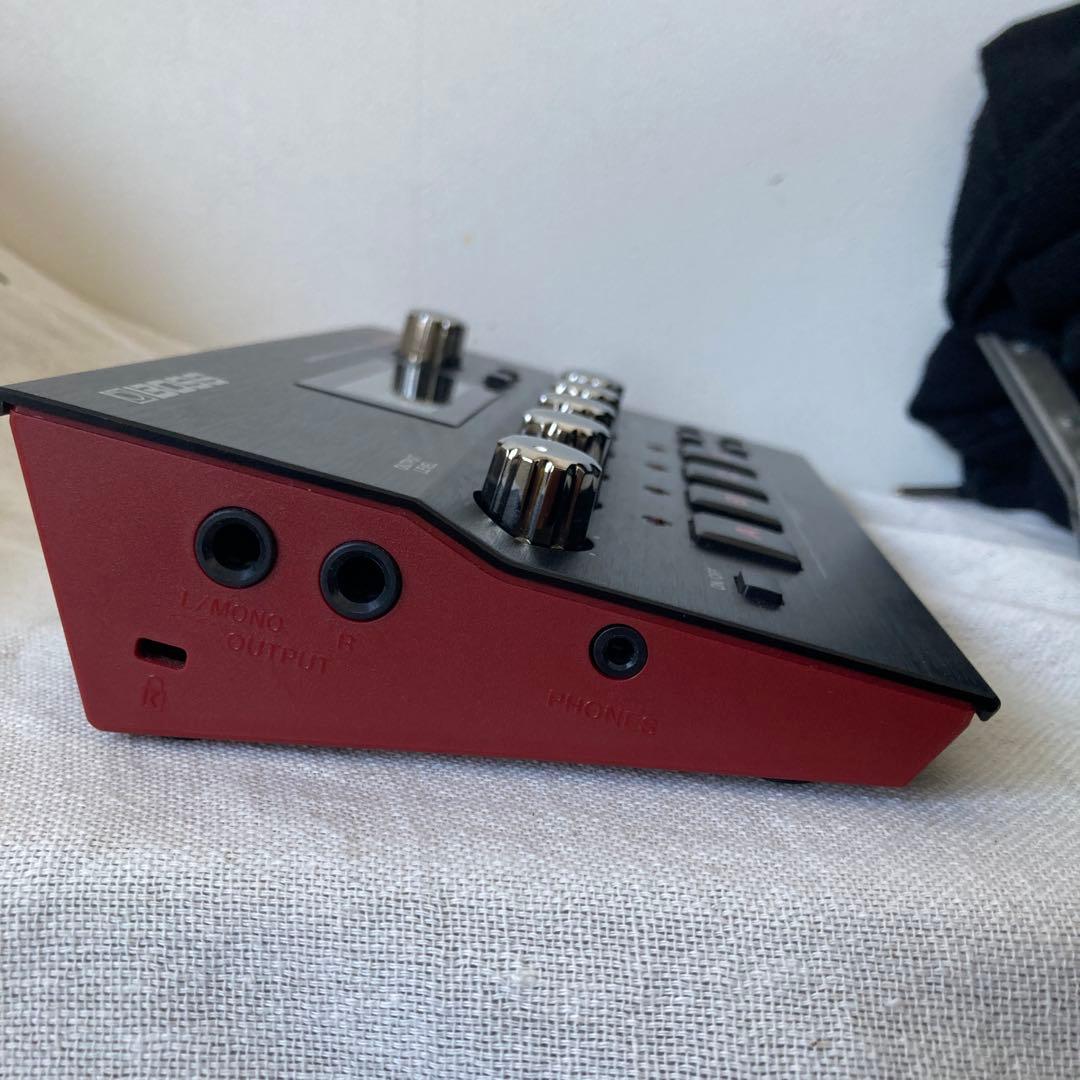 BOSS GT-001 ギターエフェクトプロセッサー